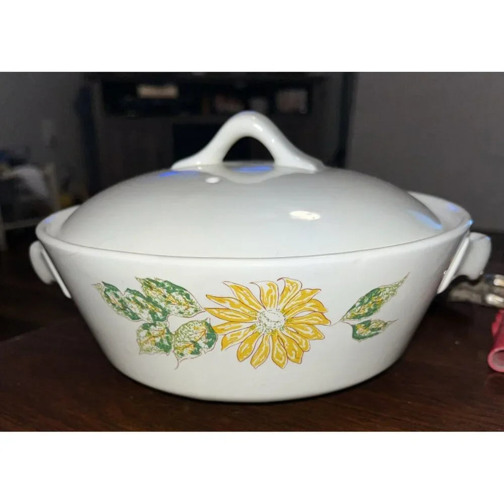 Vintage Dish W/vented Lid Sunflower Mid-century Bowl Farmhouse 1960’s Collectors